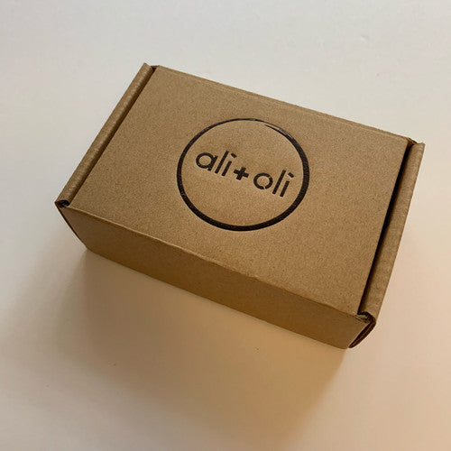 Ali+Oli Amber Teething (Cognac) Necklace Gift Set